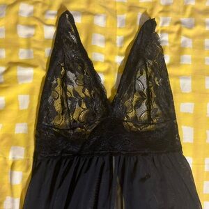 AvidLove black lace slip